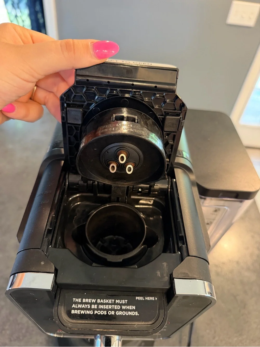 Ninja Coffee Maker - Black with Transparent Reservoir and Glass Carafe